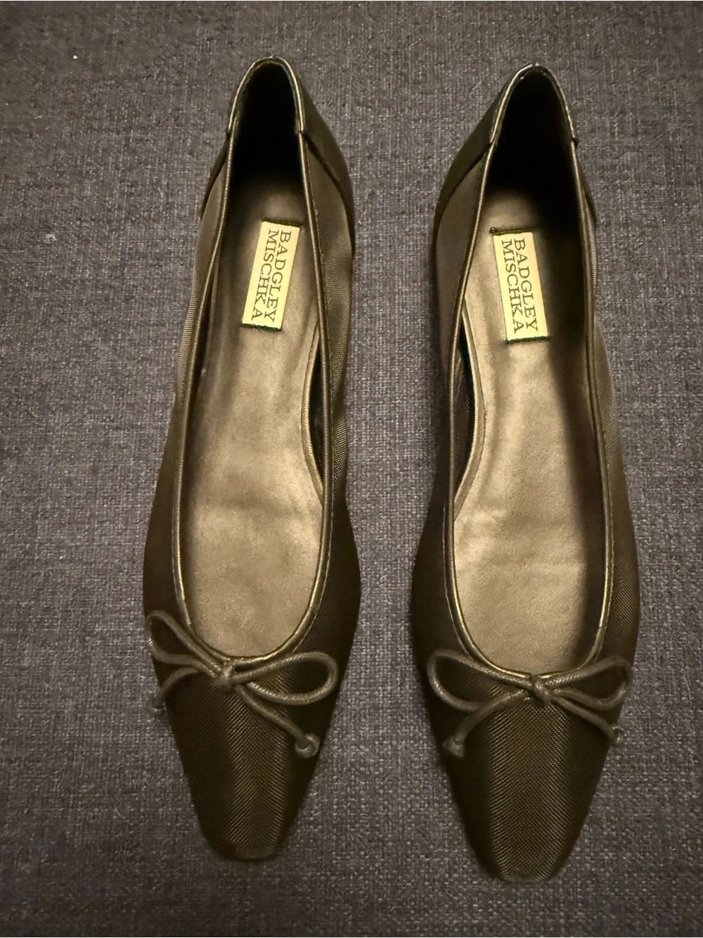 Badgley Mischka Black Pointed-Toe Bow Ballet Flats